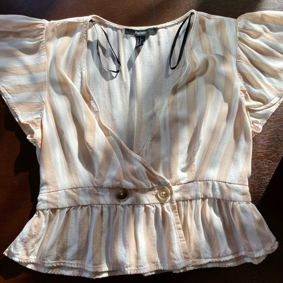 Forever 21 (S) - Cream & Beige Striped Front Button Crop Top - Picture 8 of 8